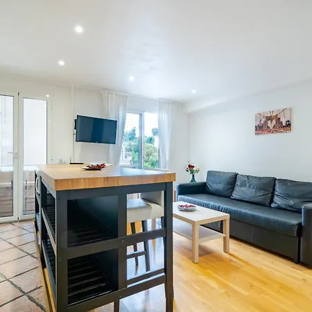 Daire En Plein Coeur De Sur Cagnes-sur-Mer